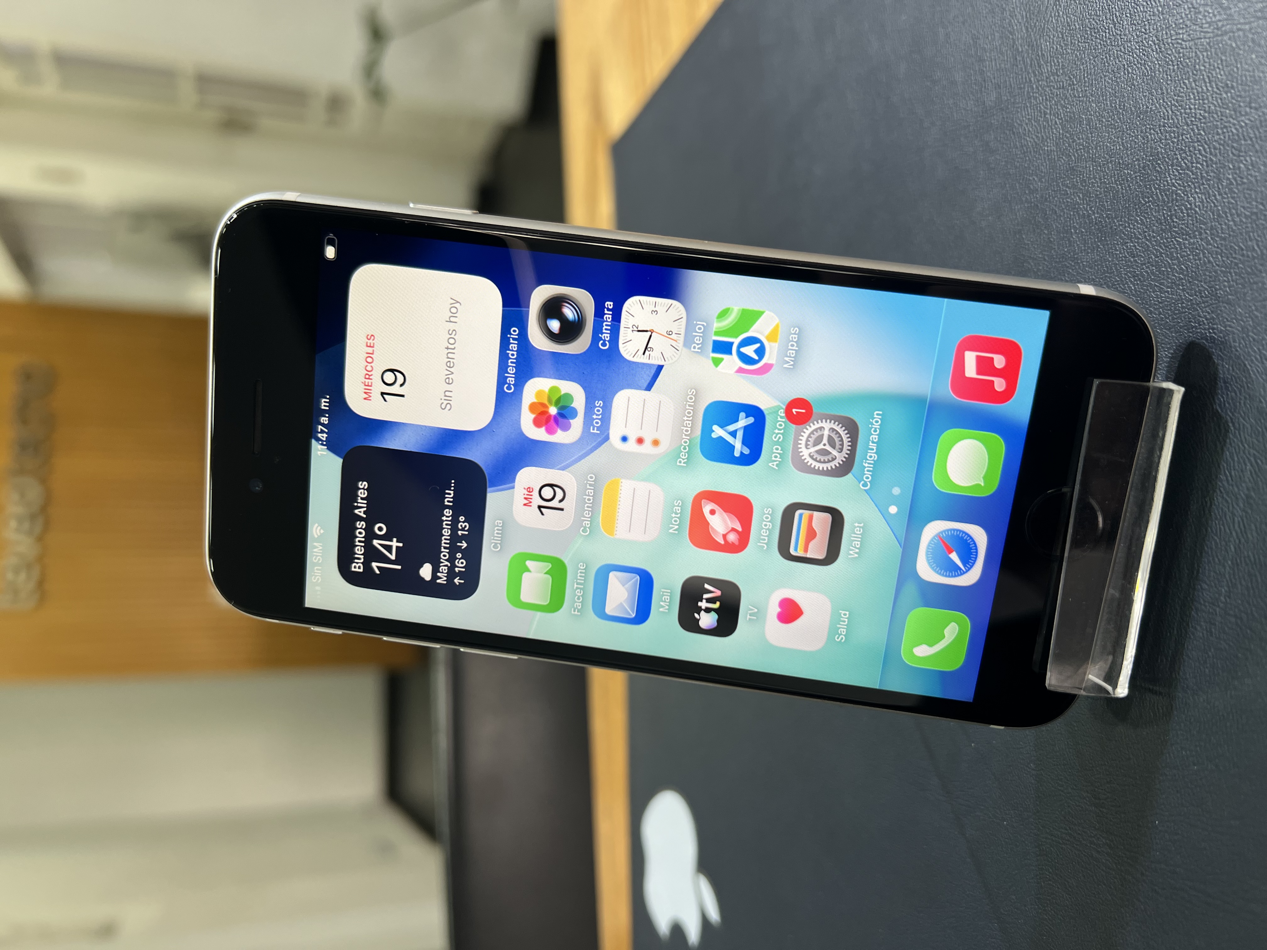 iPhone SE 64 GB