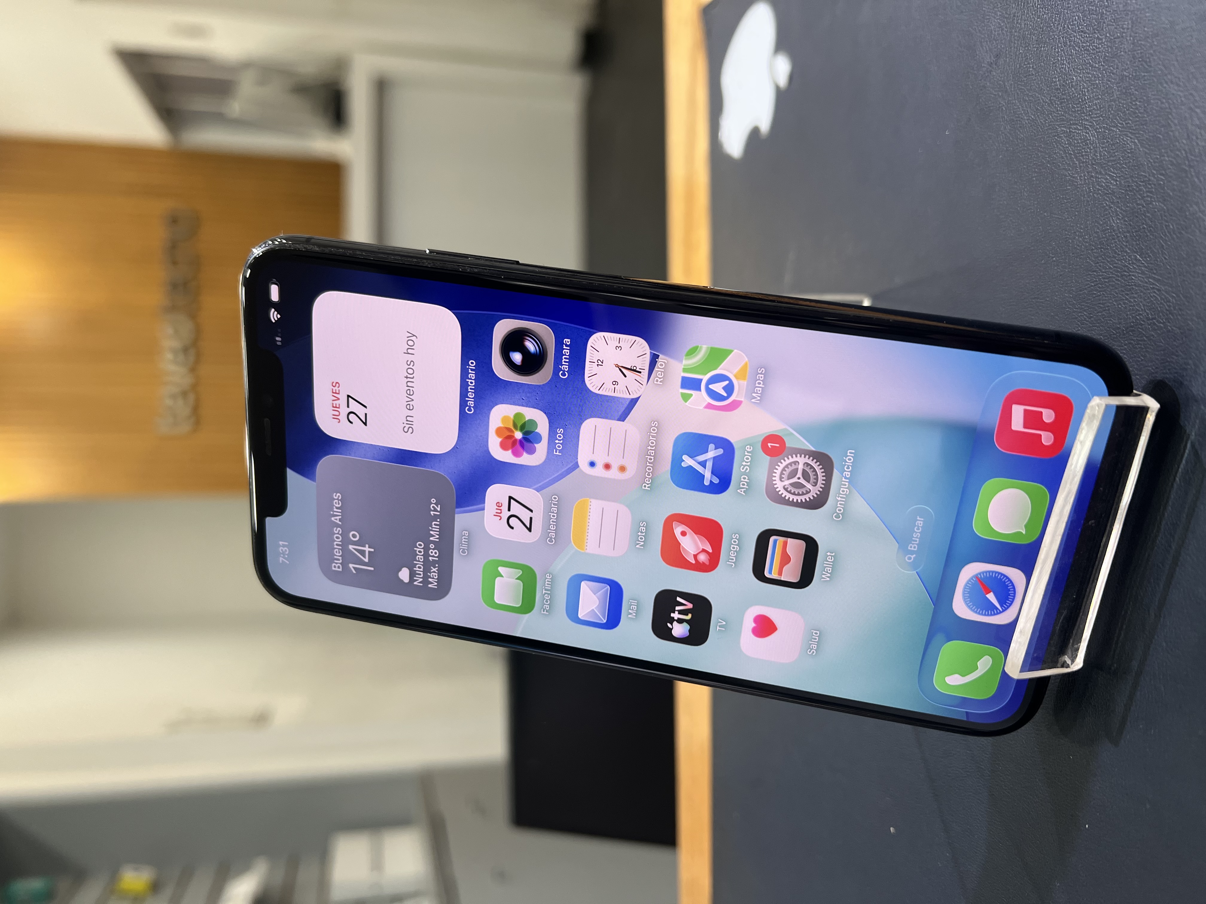 iPhone 11 Pro Max, unidad vendida usada como referencia
