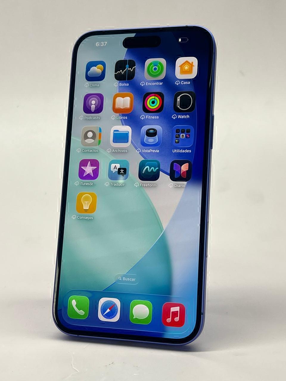 iPhone 16 Plus
